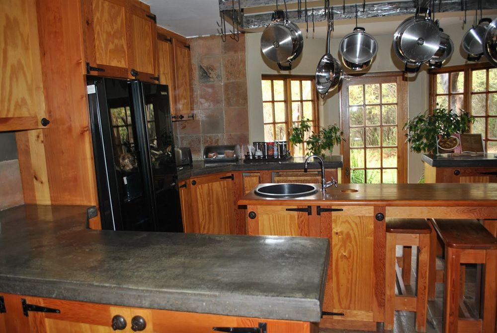 Mokolodi House Bed & Breakfast Gaborone Exterior photo